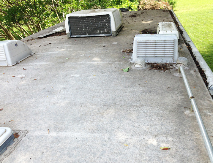 RV Rooftop Mess Without Cover